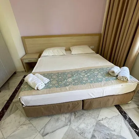 Aparthotel Papaya Apart *