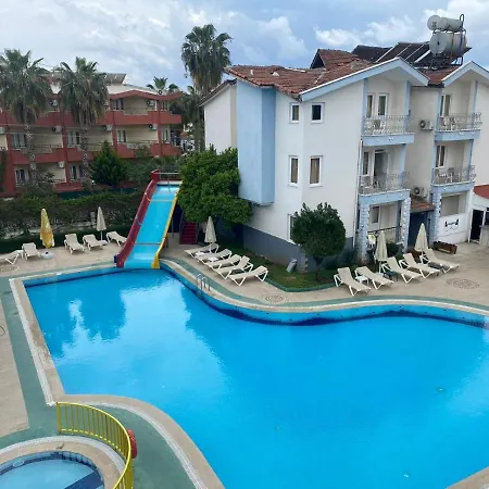 Aparthotel Papaya Apart *